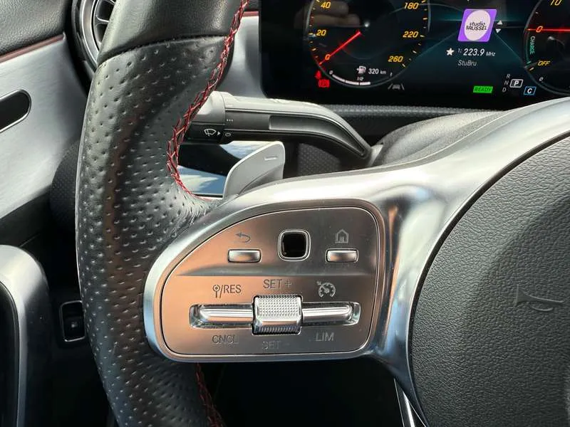 Mercedes-Benz A 250 AMG PACK,Camera,Leder Alcan,Night pack,GPS,Alu 19